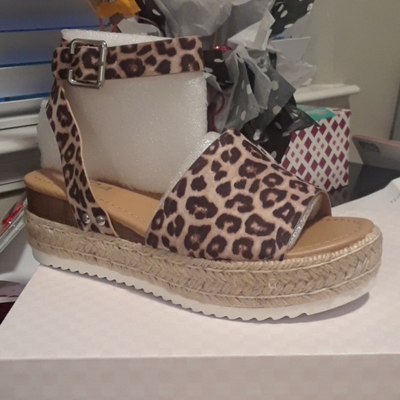 ❤Vegan Suede Espadrille Wedge Sandals ❤ - Picture 3 of 5